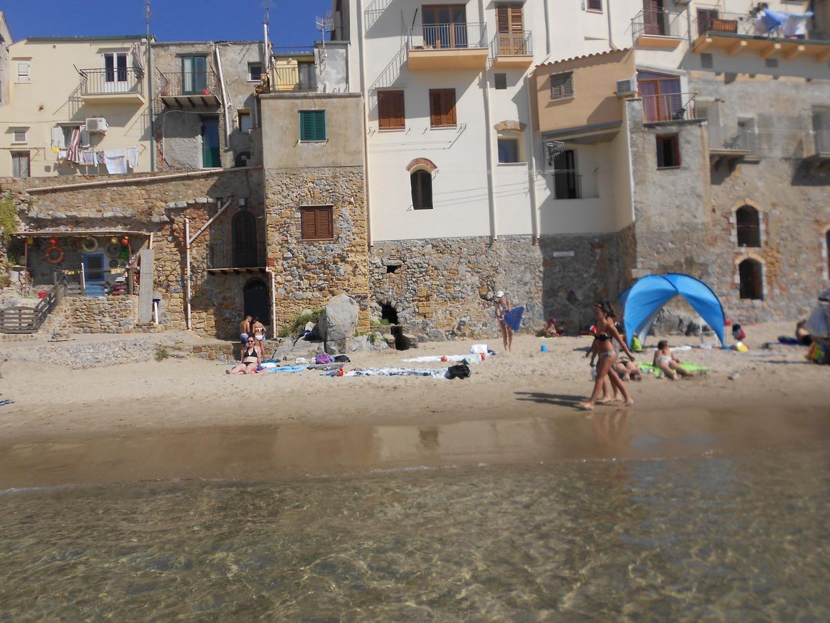 Balcone Sulla Spiaggia チェファル エクステリア 写真
