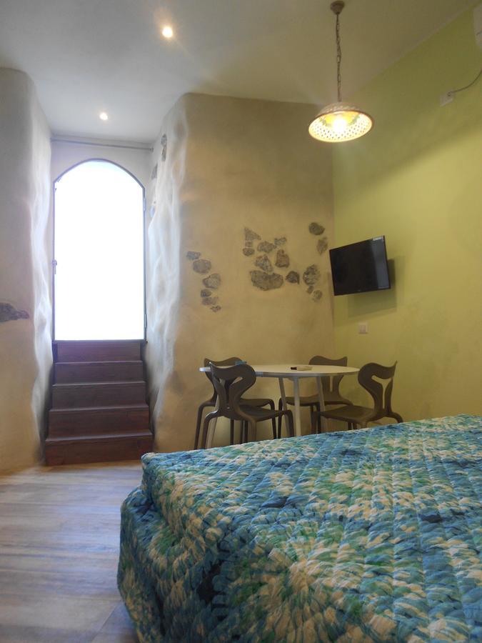 Balcone Sulla Spiaggia チェファル エクステリア 写真
